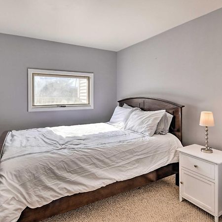 Mountain Condo With Views Near Hiking And Biking! Stowe Bagian luar foto