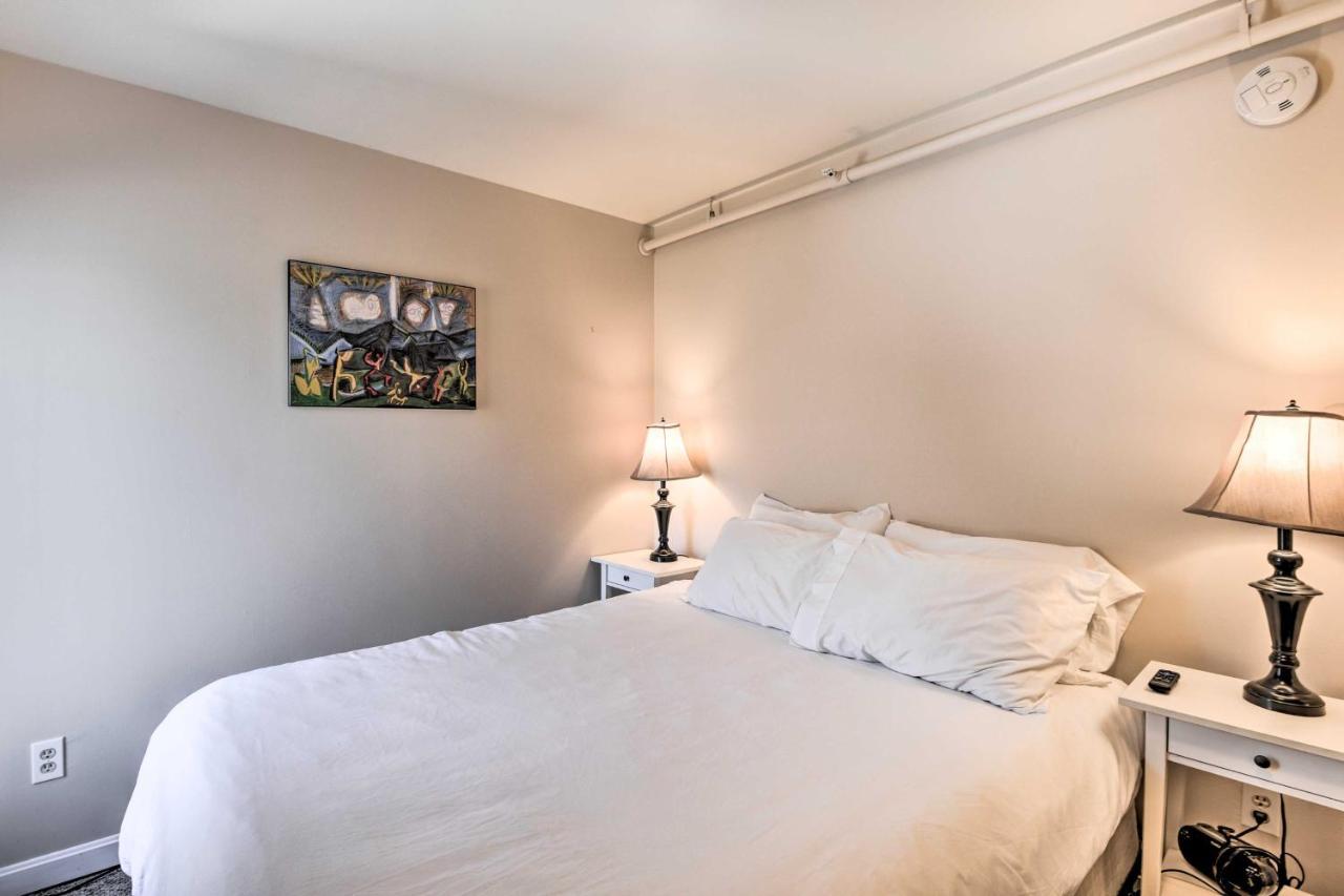 Mountain Condo With Views Near Hiking And Biking! Stowe Bagian luar foto