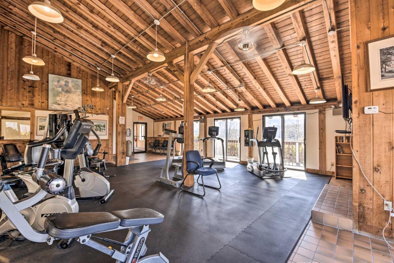 Mountain Condo With Views Near Hiking And Biking! Stowe Bagian luar foto