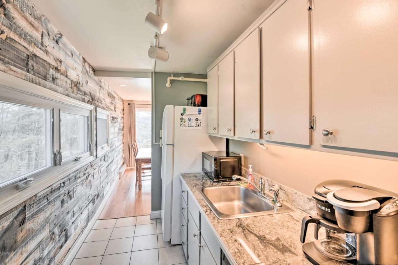 Mountain Condo With Views Near Hiking And Biking! Stowe Bagian luar foto