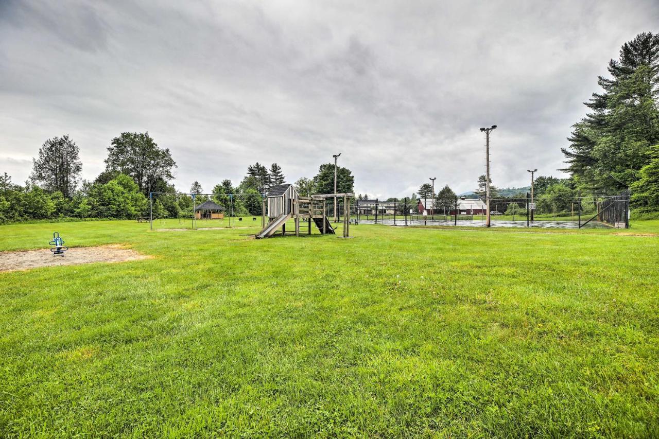 Mountain Condo With Views Near Hiking And Biking! Stowe Bagian luar foto